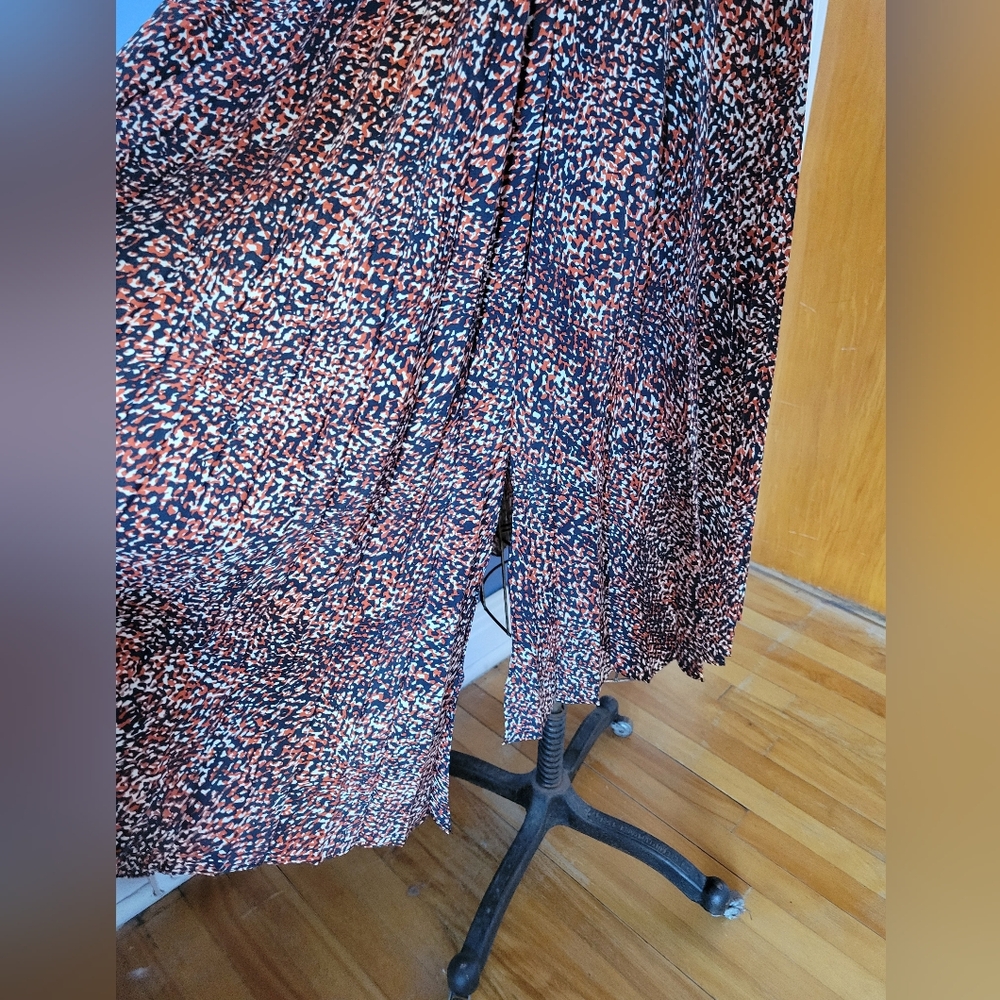 Tophop Asynetrical Midi Skirt - Picture 4 of 11